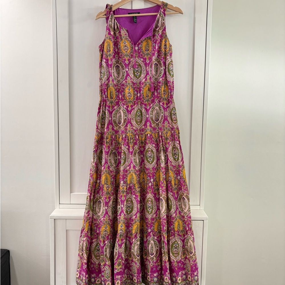 LAUREN RALPH LAUREN Teired Paisley Dress. Size 4